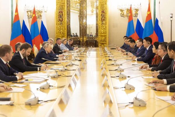 U.Khrelsukh大統領とプーチン大統領は公式会談を開催