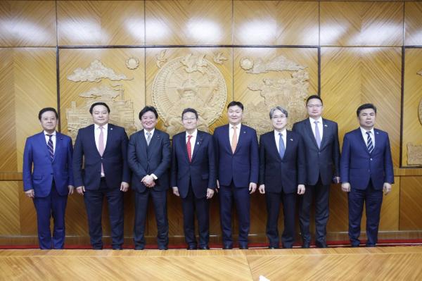 日系企業誘致・定着支援を強化へ　モンゴル国会委員長が日本代表団と会談