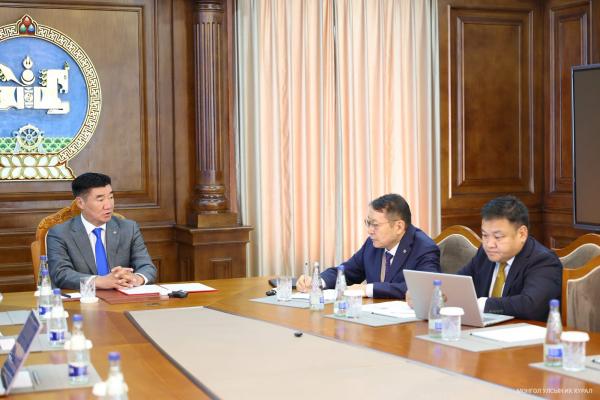 信用情報法の適正運用徹底を指示