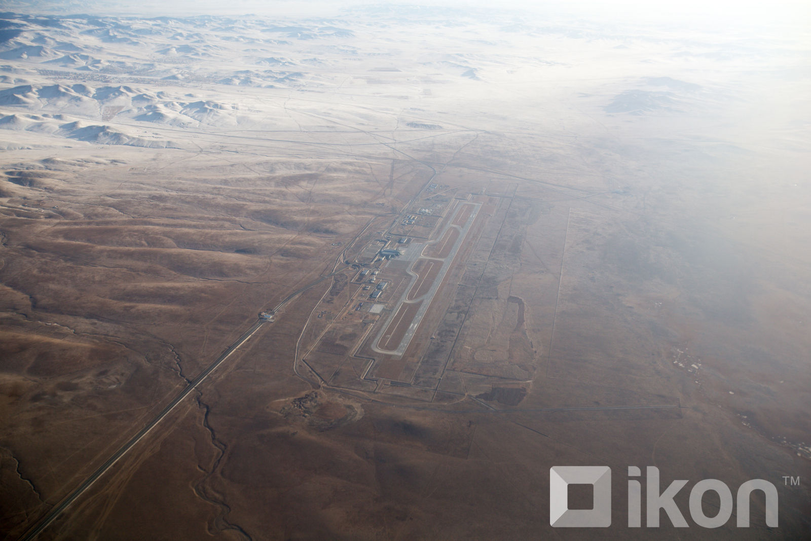 Khushigiin khundii太陽光発電所建設作業が終了