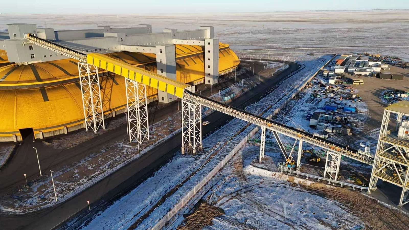 石炭選炭工場のコンベヤー・破砕機・積み込み施設、正式稼働へ—国家検査に合格