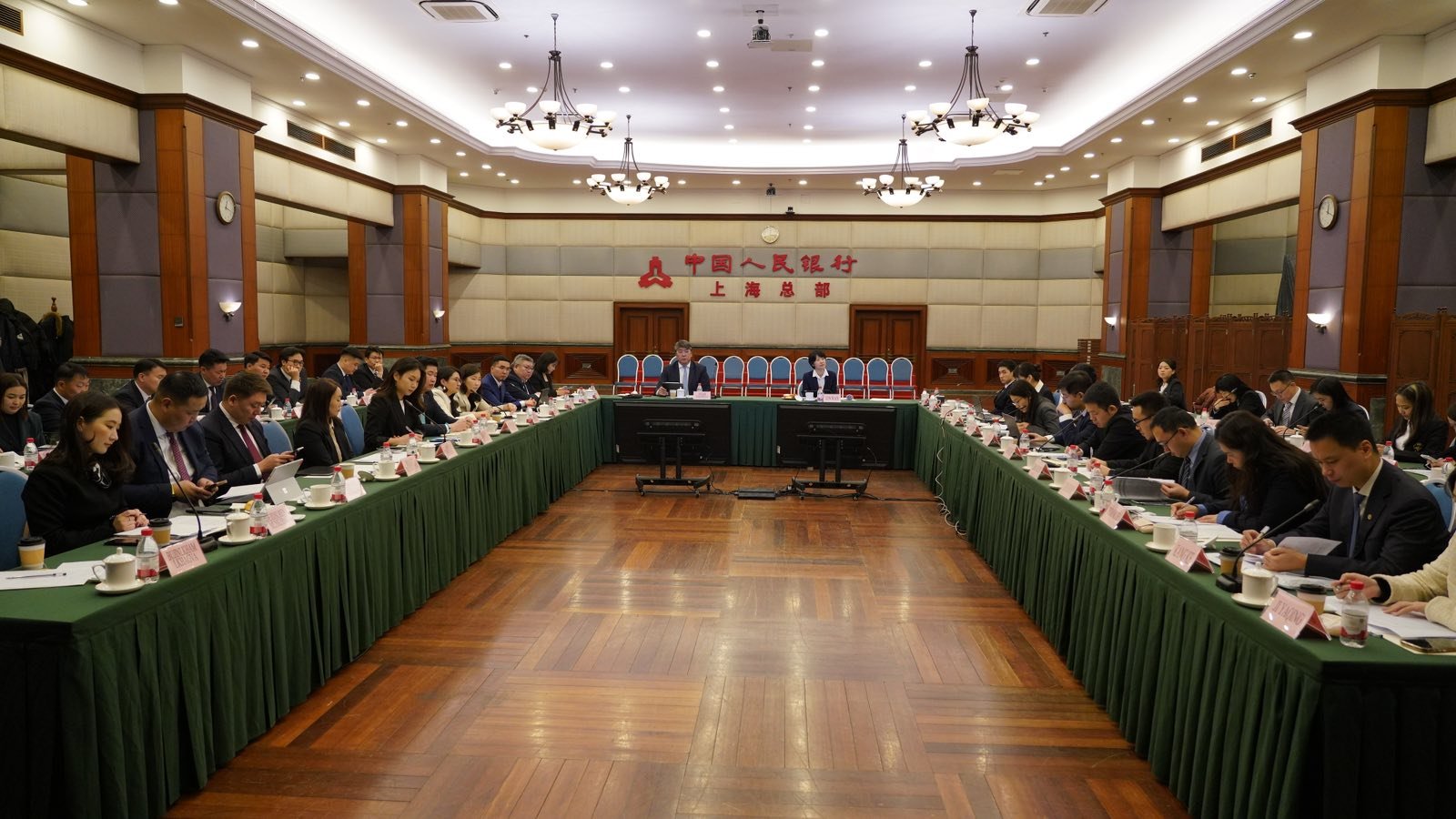 モンゴル・中国、銀行・金融分野の円卓会議を開催
